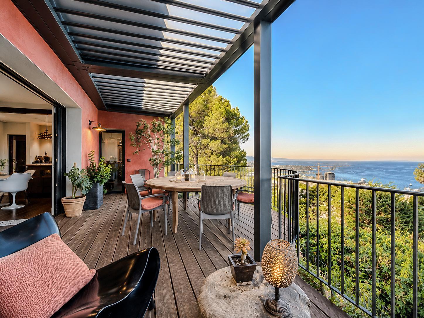 Magnificent renovated architect-designed villa with superb sea views! - Photo 7