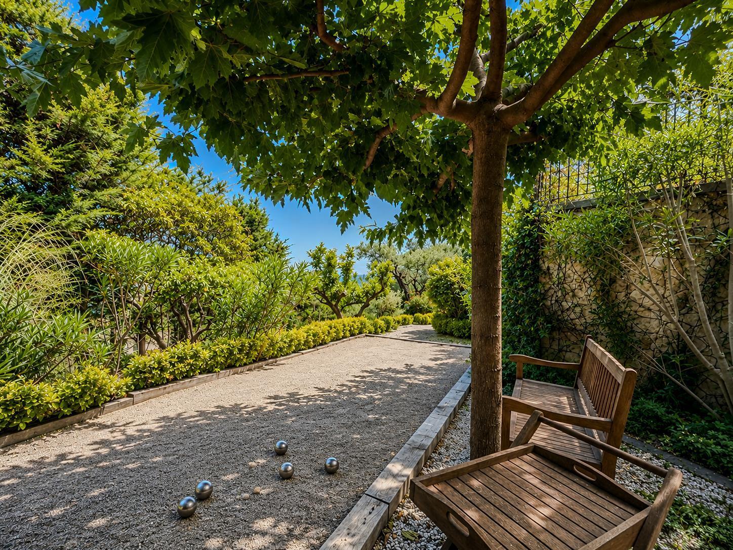Magnificent renovated architect-designed villa with superb sea views! - Photo 35