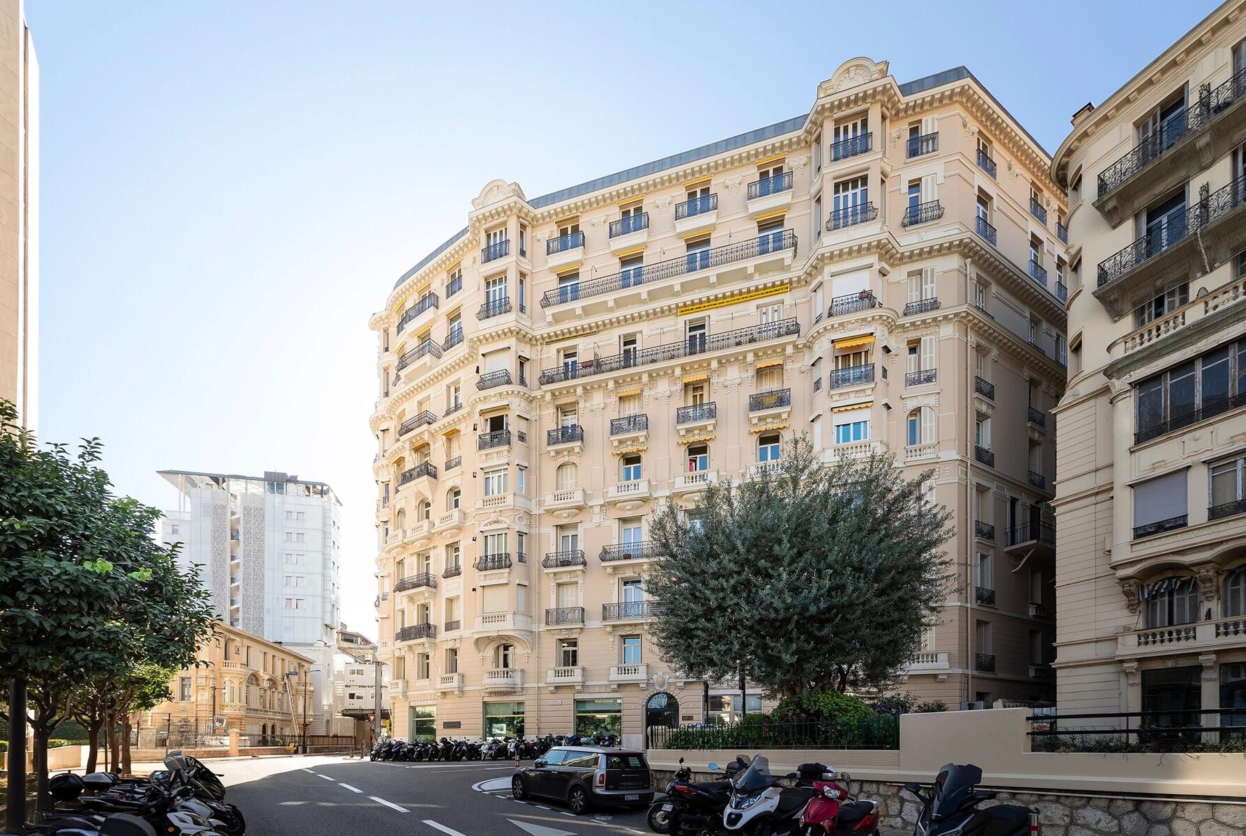 VILLA MENESINI - Carré d’Or – Appartement de Maître de 145 m²