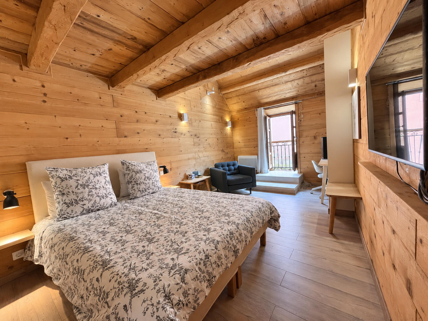 LA BRIGUE - Maison de village — 7 / 14