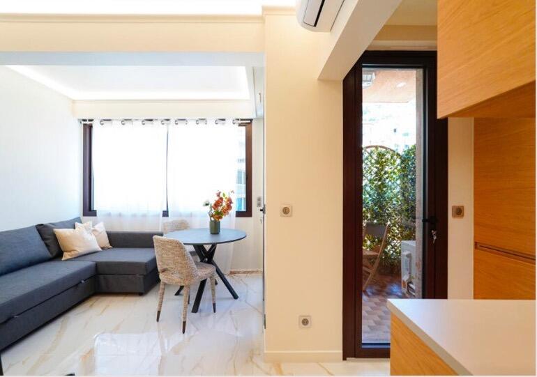 STUDIO – RIVIERA PALACE, MONTE-CARLO