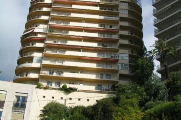 SAINT ROMAN / SNACK BAR AVEC VENTE A EMPORTER & LIVRAISON
