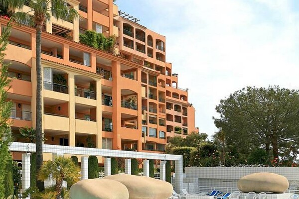 Image of Lacosta Property