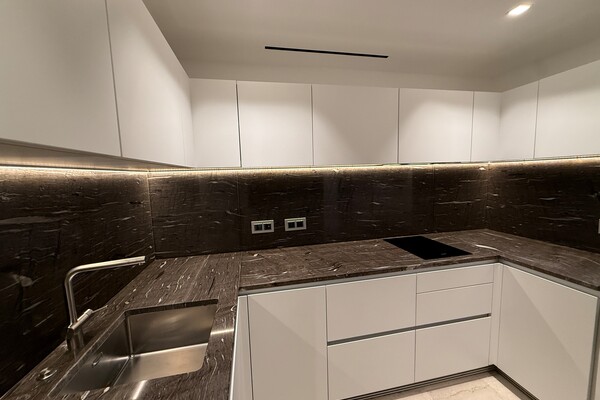 Studio à usage mixte dans un immeuble neuf