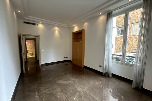 Ufficio a uso misto nel centro di Monaco - Les Lierres