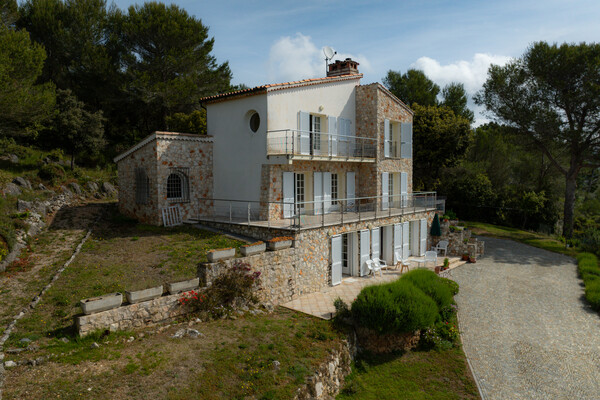 VILLA "LA ROMAINE" - EZE