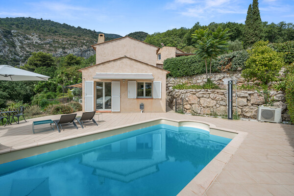 Roquebrune Cap Martin: Villa with pool