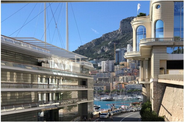 MONTE CARLO STAR