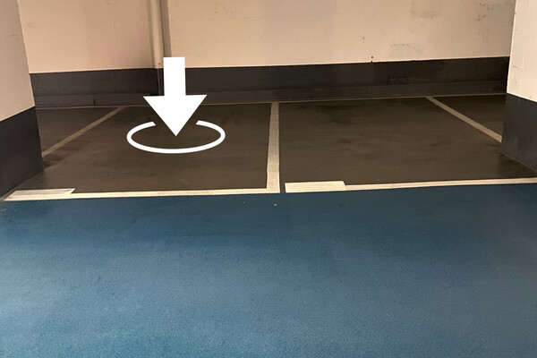 EMPLACEMENT DE PARKING / RESIDENCE LE MONTAIGNE