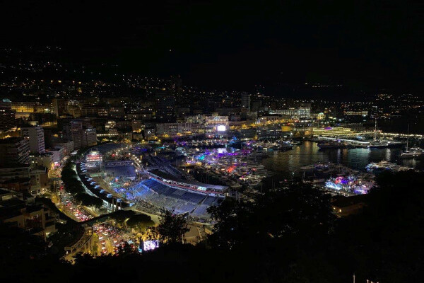 VISTA DELLA CITTÀ DI MONACO / DUPLEX / PORT HERCULE