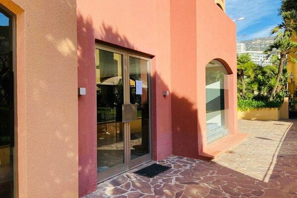 BUREAU - FONTVIEILLE