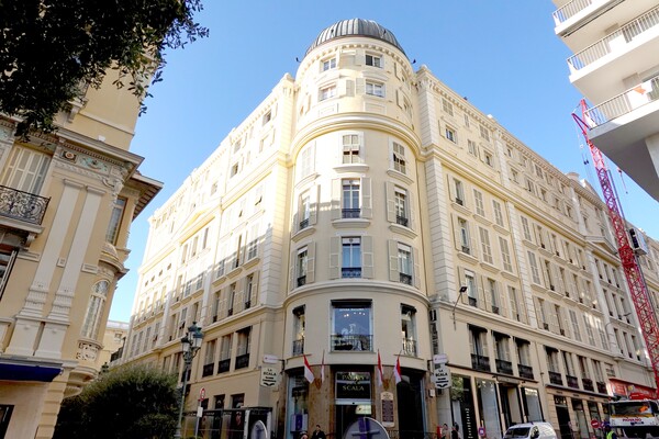 Carré d'Or - Fonds de commerce (large activité)