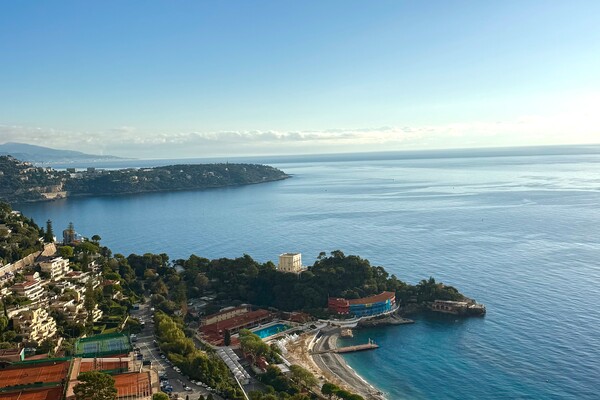 Exceptional Duplex Penthouse - Parc Saint Roman
