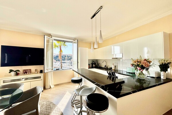 Grand appartement avec vue sur le port