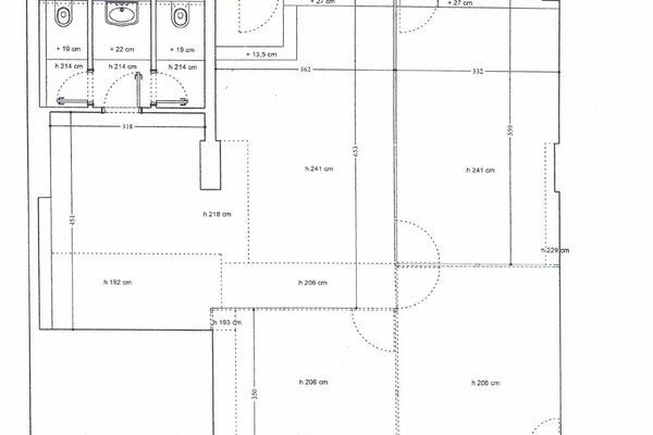 FONTVIEILLE - BUREAU en parfait état