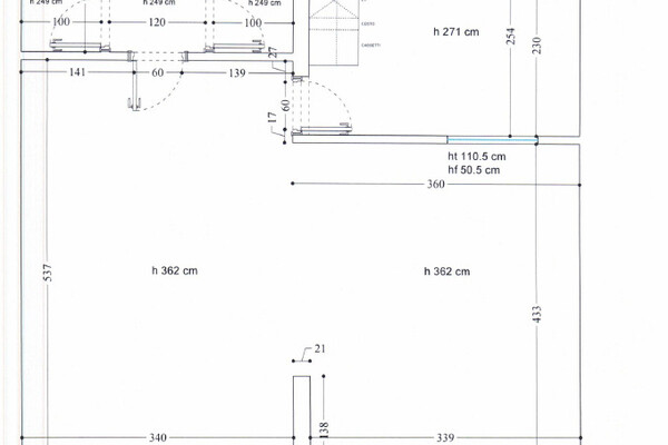Ampio ufficio amministrativo/locale commerciale con finestra