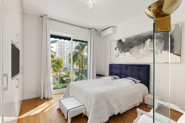 Nouveauté Vente 2 pièces rénové dans une Résidence de prestige à Monte-Carlo, Monaco