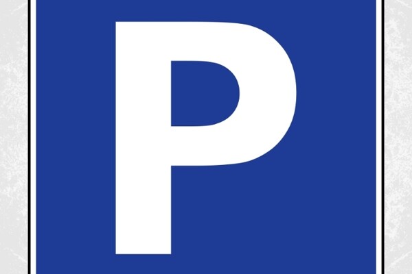 BAISSE DE PRIX !!!!!! PARKING