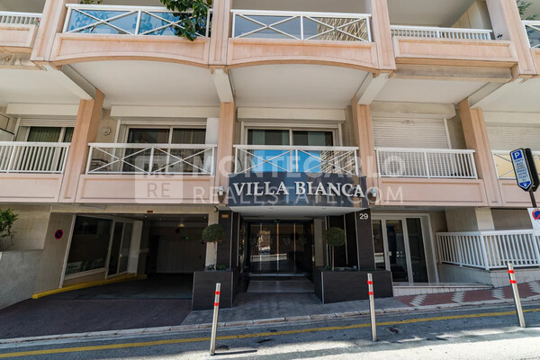 PARCHEGGIO - VILLA BIANCA