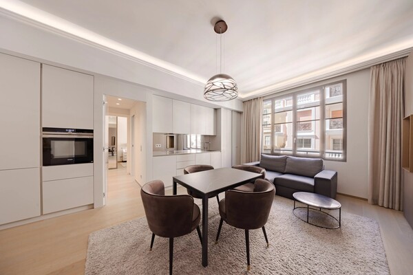 3 pièces renové et meublé - Flor Palace II