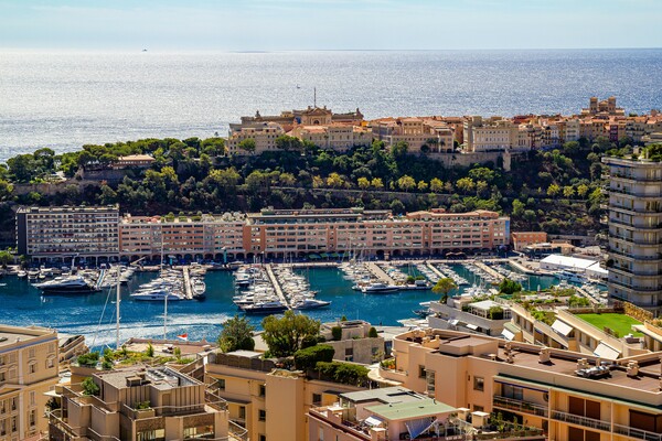 Fantastic sea, harbour and Rock views