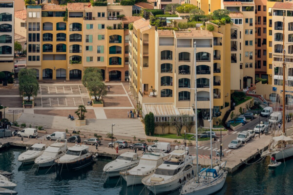 Fontvieille - Le Botticelli: 23m2 commercial space on the ground floor