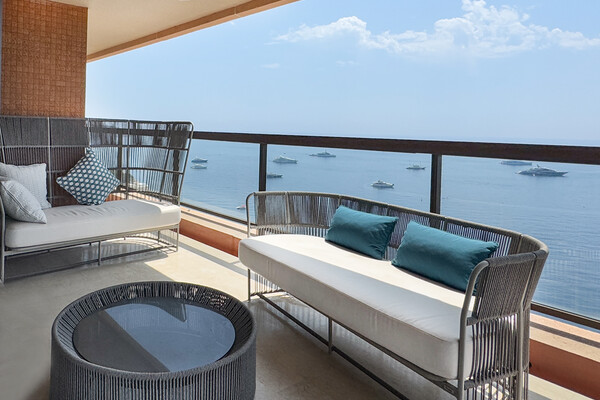 MONTE CARLO SUN - LUXURIOUS 3 BEDROOM APARTMENT - SEA VIEW