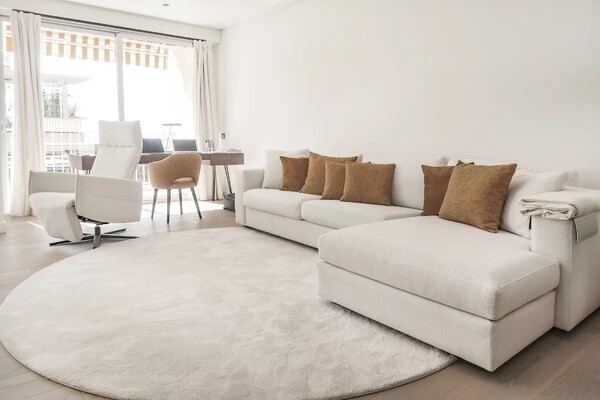 CHATEAU PERIGORD II - SPACIOUS 3 BEDROOM APARTMENT - ocean view