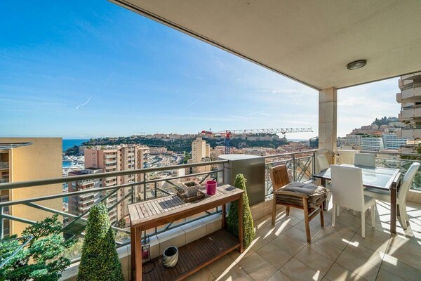 Harbour Crest / Bel appartement de 3/4 pièces avec jolie vue panoramique