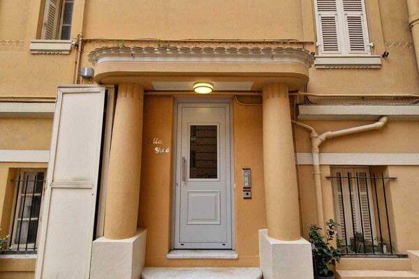 Bd de Belgique / Villa Yéyé / Appartement de 2 pièces à rénover