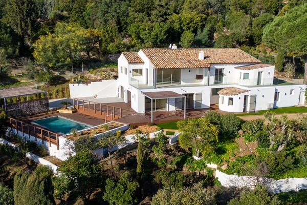 Exclusivité - Vue mer panoramique - villa clés en main- quartier