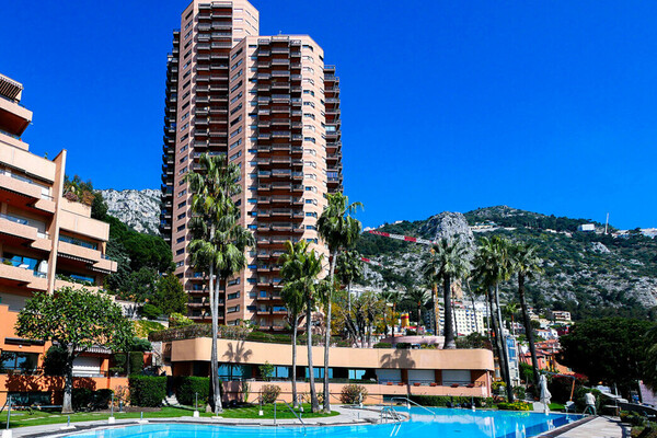 PARCHEGGIO - PARC SAINT ROMAN