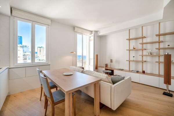 La Radieuse - Bd d'Italie