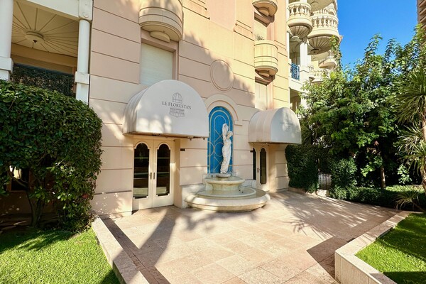 Luxurious 4-bedroom apartment | Close to the beaches and ISM School | Sea view