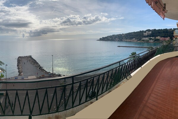 ROQUEBRUNE CAP MARTIN A VENDRE 3 P FRONT DE MER