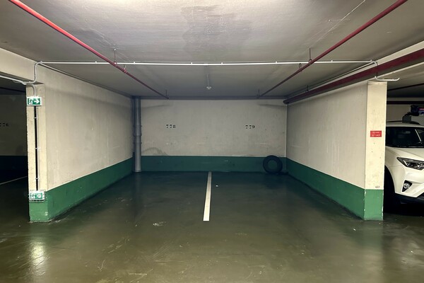 A VENDRE  PARKING  Sécurisé