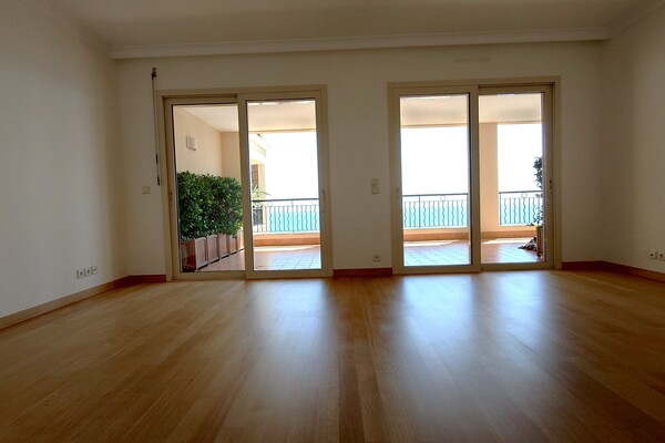 Exceptional apartment with private pool