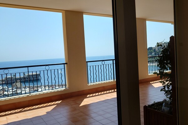 Exceptional apartment with private pool