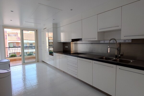 Exceptional apartment with private pool