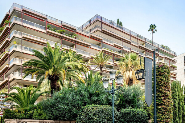 5 pièces carré d'or.