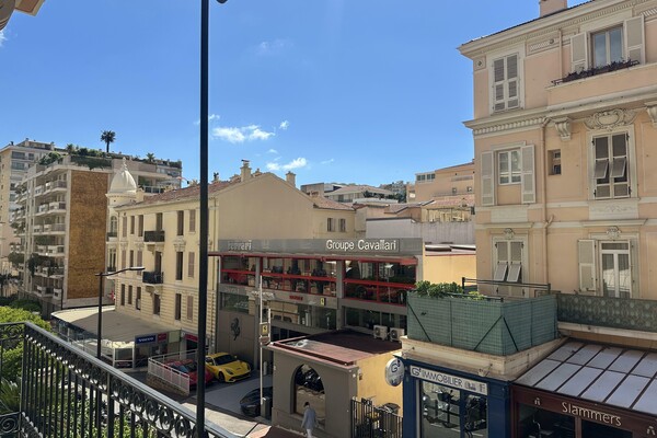 Des bureaux magnifiquement rénovés au cœur de la Condamine