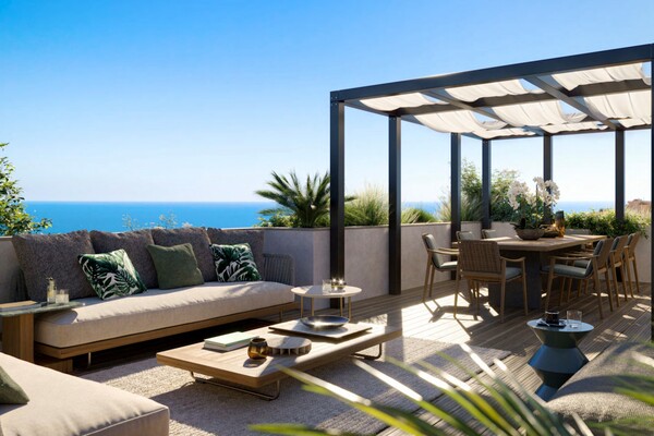 NEW TRIPLEX PENTHOUSE WITH WONDERFUL VIEWS