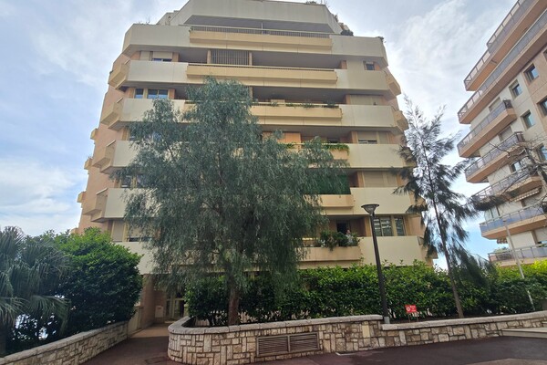 Image of Lacosta Property