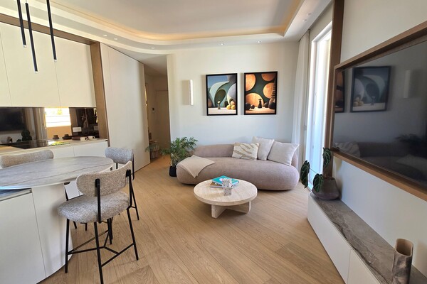 Image of Lacosta Property