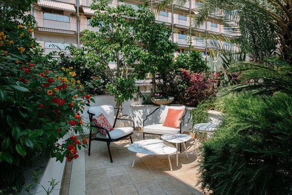 Image of Lacosta Property