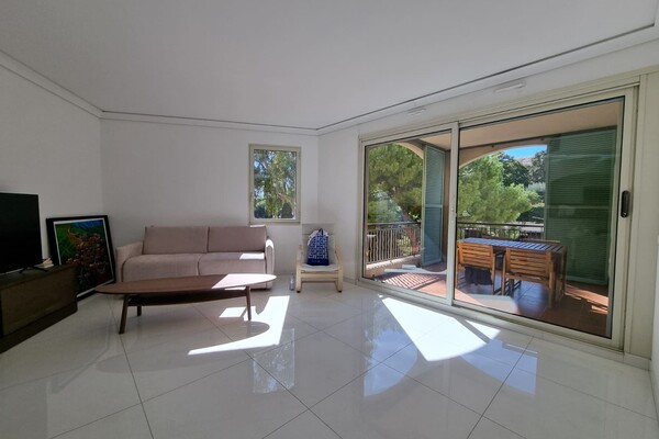 Image of Lacosta Property