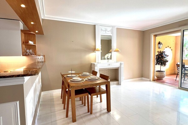 Image of Lacosta Property