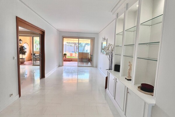 Image of Lacosta Property