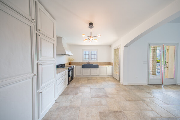 Image of Lacosta Property