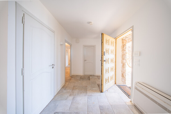 Image of Lacosta Property